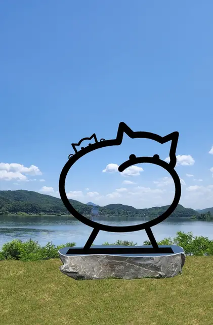 모정 — 설치미술 작품