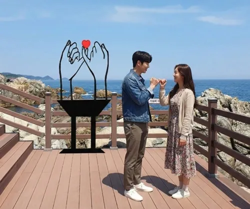 영원한 약속 — 설치미술 작품